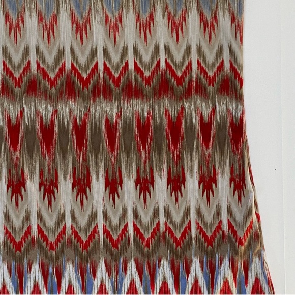 Chico's Easy wear Tank Top Size 2 12 Sleeveless Blouse Aztec Geometric Red Blue - Picture 9 of 15
